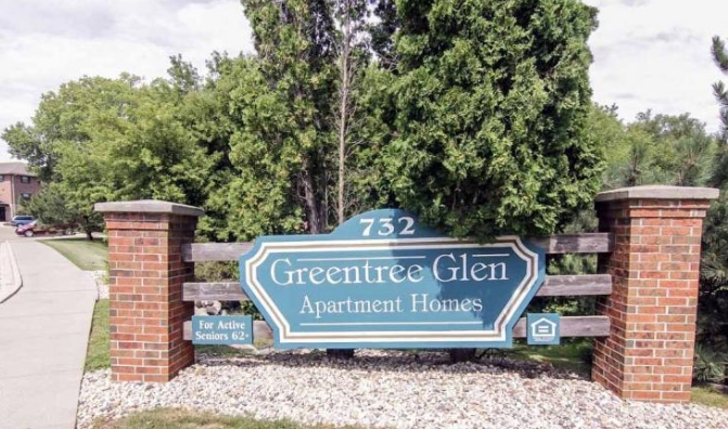 Greentree Glen Senior Apartments in Madison, WI - Building Photo