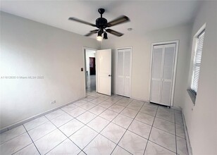 3901 W Flagler St in Miami, FL - Foto de edificio - Building Photo