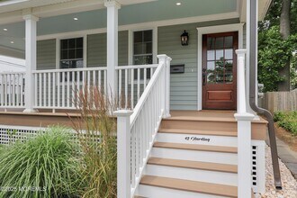 42 Harding Rd in Red Bank, NJ - Building Photo - Building Photo
