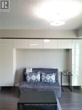 525 Wilson Ave in Toronto, ON - Building Photo - Building Photo