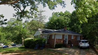 1301 Richmond Pl, Unit 1301 in Charlotte, NC - Building Photo
