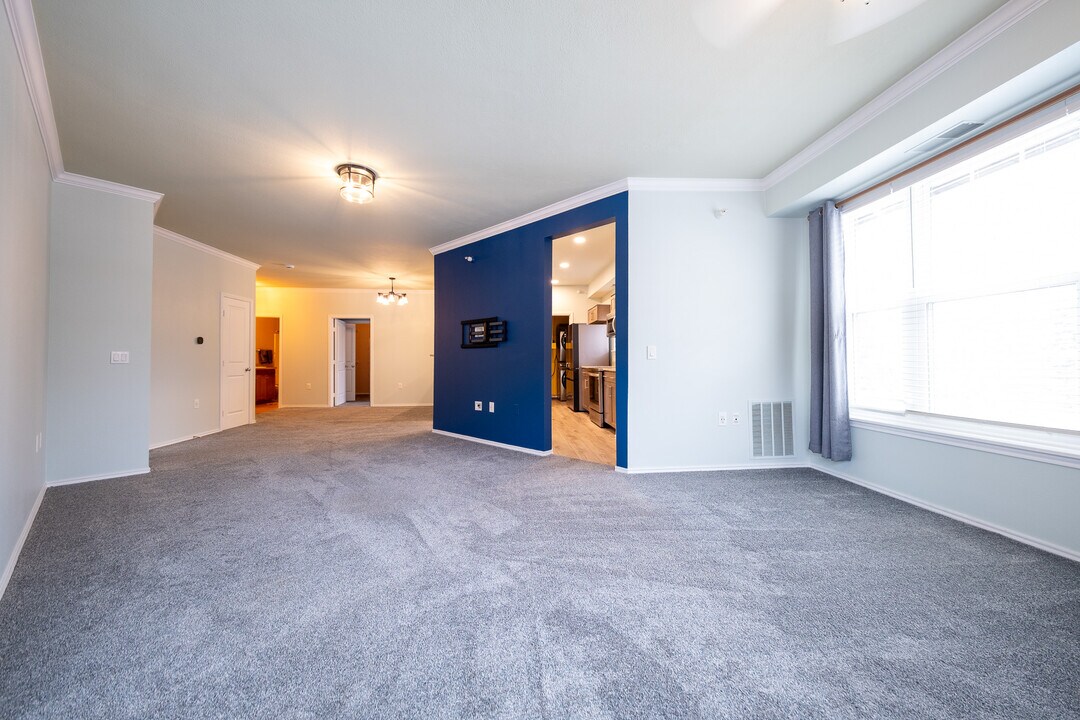 13580 Technology Dr. in Eden Prairie, MN - Building Photo