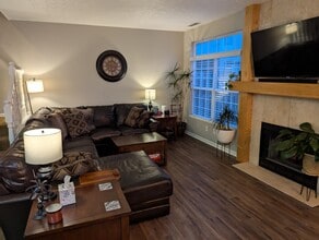 8078 Windham Lake Way in Indianapolis, IN - Building Photo - Building Photo