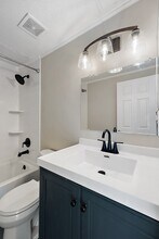 39471 Jefferson Ave-Unit -4 in Harrison Township, MI - Building Photo - Building Photo