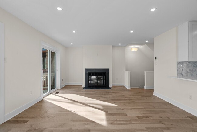 7250 Dockside Ln in Columbia, MD - Building Photo - Building Photo