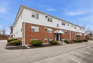 6 Venice St in Danvers, MA - Building Photo - Building Photo