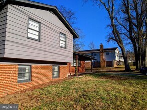 105 Mel Mara Dr in Oxon Hill, MD - Building Photo - Building Photo