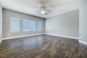 11890 Tevare Ln in Las Vegas, NV - Building Photo - Building Photo