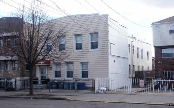 1888 Lacombe Ave in Bronx, NY - Building Photo