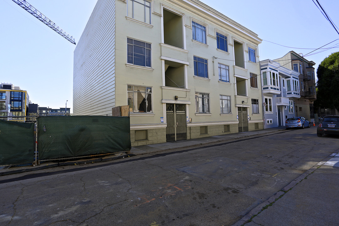 367 Ivy St in San Francisco, CA - Building Photo