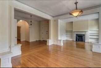 497 Boylston St, Unit 1 in Brookline, MA - Building Photo - Building Photo