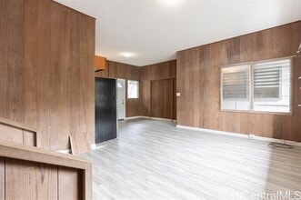 1583 Kalaepaa Dr in Honolulu, HI - Building Photo - Building Photo