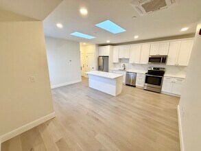 120 Emerson St in Boston, MA - Building Photo - Building Photo