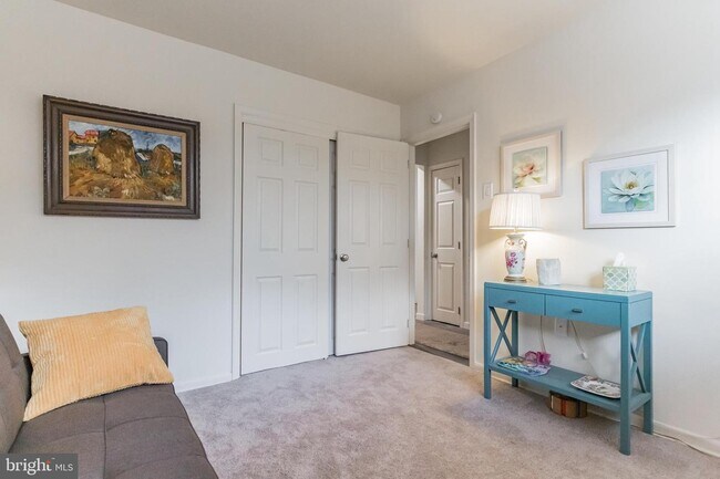 200 Spruce St-Unit -B29 in Doylestown, PA - Foto de edificio - Building Photo