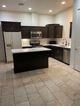 1145 Rolling Hills Plaza S in Lake Havasu City, AZ - Building Photo - Building Photo