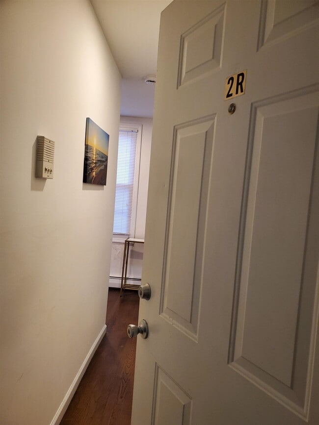 128 Prospect Ave in Bayonne, NJ - Building Photo - Building Photo