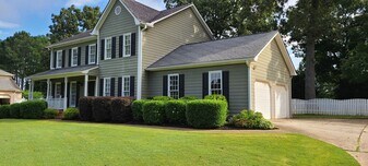 1578 Fair Oaks Ln in Snellville, GA - Building Photo