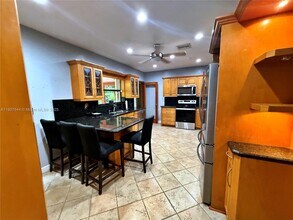 1915 Country Club Prado in Coral Gables, FL - Building Photo - Building Photo