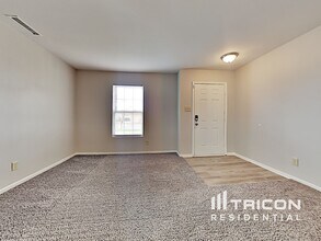 1413 Bluestem Dr in Greenwood, IN - Building Photo - Building Photo