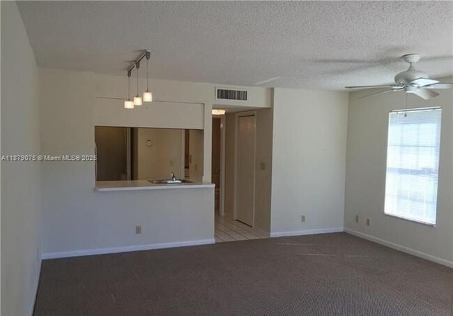 6340 La Costa Dr