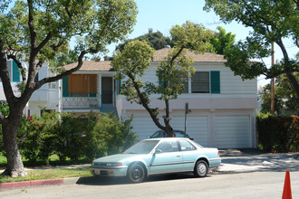 518 N Everett St in Glendale, CA - Foto de edificio - Building Photo