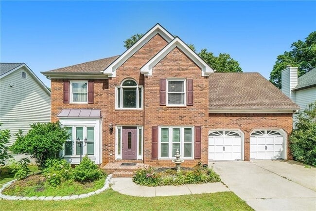 property at 855 River Overlook Dr NW