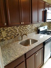 225 St Pauls Ave, Unit 8n in Jersey City, NJ - Foto de edificio - Building Photo