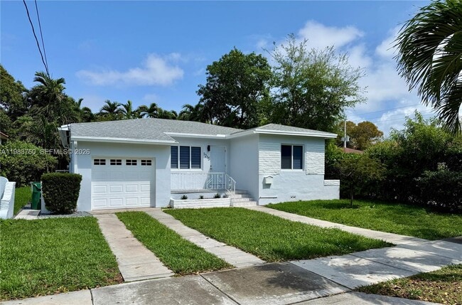 property at 1215 SW 15th St