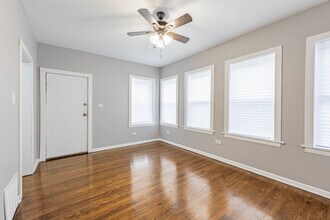 1721 N Meade Ave in Chicago, IL - Building Photo - Building Photo