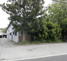 12823 Kling St in Studio City, CA - Building Photo
