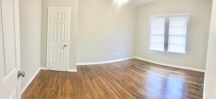 310 2nd St in Palestine, TX - Foto de edificio - Building Photo