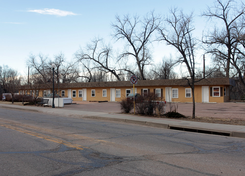 411 South Santa Fe Avenue in Fountain, CO - Building Photo