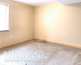 108.5 Rogers St in Mankato, MN - Building Photo - Building Photo