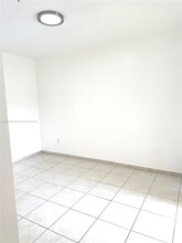 7340 NW 114th Ave in Doral, FL - Building Photo - Building Photo
