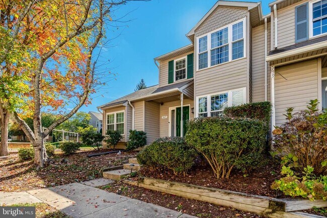 5617 Gosling Dr in Clifton, VA - Building Photo - Building Photo