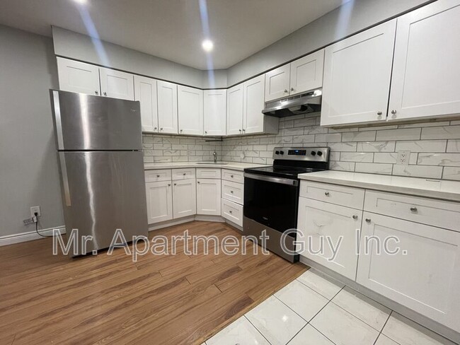 30 William St in Hamilton, ON - Building Photo - Building Photo