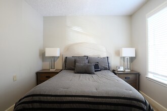 206 Edinburgh Way in Oxford, MS - Building Photo - Building Photo