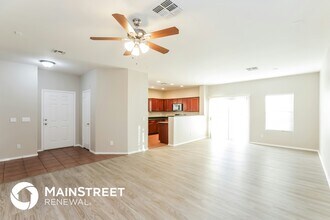 9519 N 81st Dr in Peoria, AZ - Foto de edificio - Building Photo