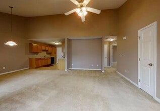 1358 Mariner Way in Champaign, IL - Building Photo - Building Photo