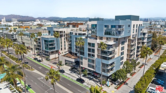 849 Ocean Ave in Santa Monica, CA - Building Photo - Building Photo