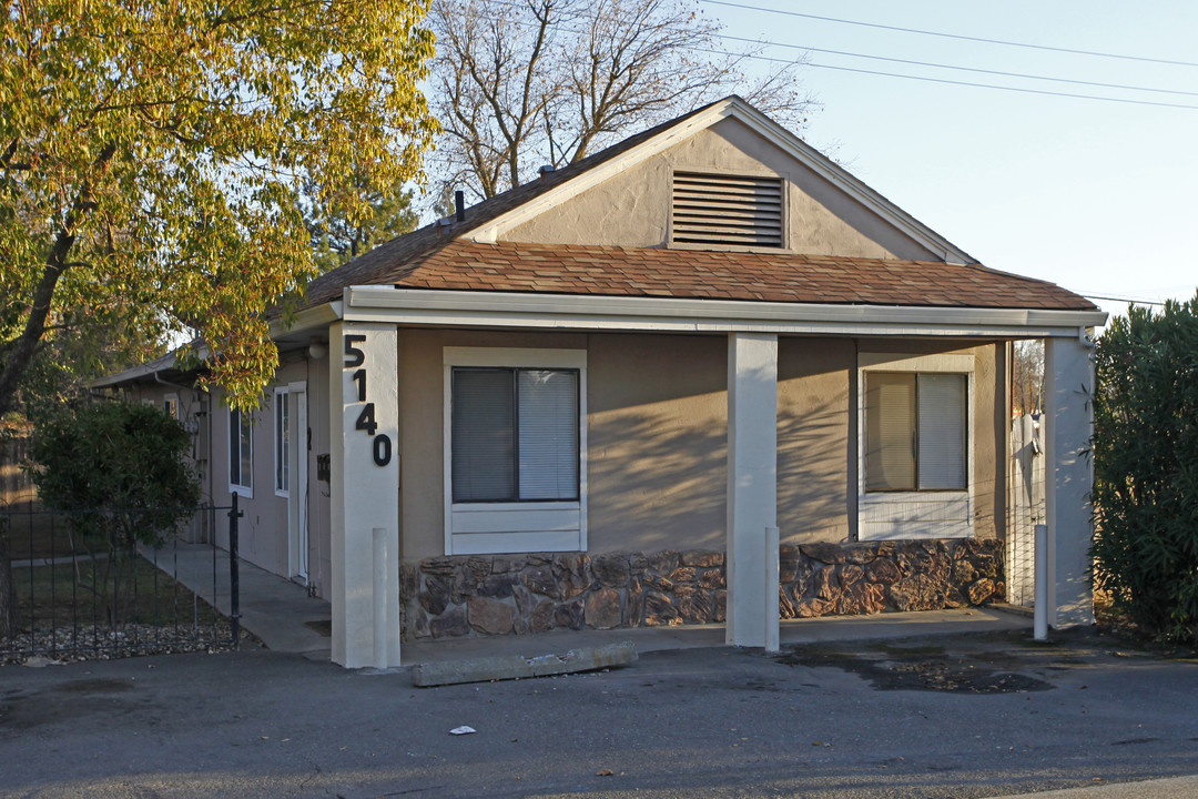 5140 Poplar Blvd in North Highlands, CA - Foto de edificio