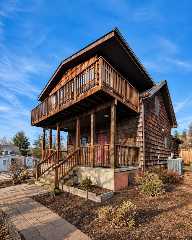 property at 1320 N Main St