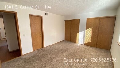 1301 S Cathay Ct in Aurora, CO - Building Photo - Building Photo