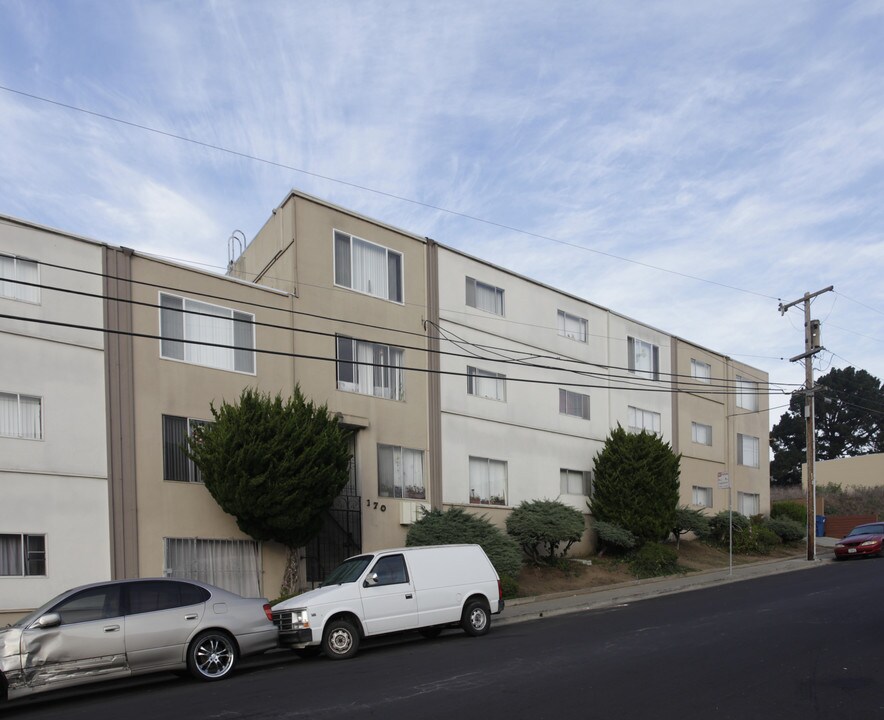 170 3rd Ave in Daly City, CA - Building Photo