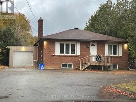 43 Maple Grove Ave in Richmond Hill, ON - Building Photo