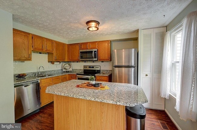 7622 Mandan Rd in Greenbelt, MD - Building Photo - Building Photo
