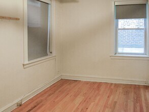 2208 W Foster Ave, Unit 2206-GDN in Chicago, IL - Foto de edificio - Building Photo