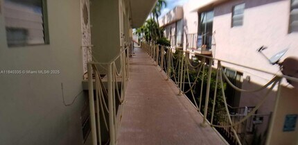 7625 Harding Ave in Miami Beach, FL - Building Photo - Building Photo