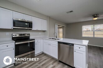 4415 Tiffin Ave in Spring Hill, FL - Building Photo - Building Photo
