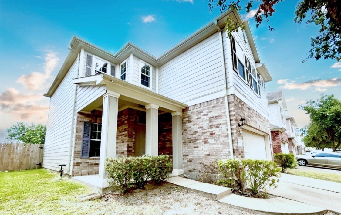12519 S Ashford Villa Ln in Houston, TX - Foto de edificio